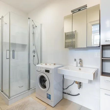 Appartement Dlouha Palace - Live In One Of The Streets Praag