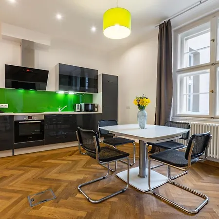 Appartement Dlouha Palace - Live In One Of The Streets *